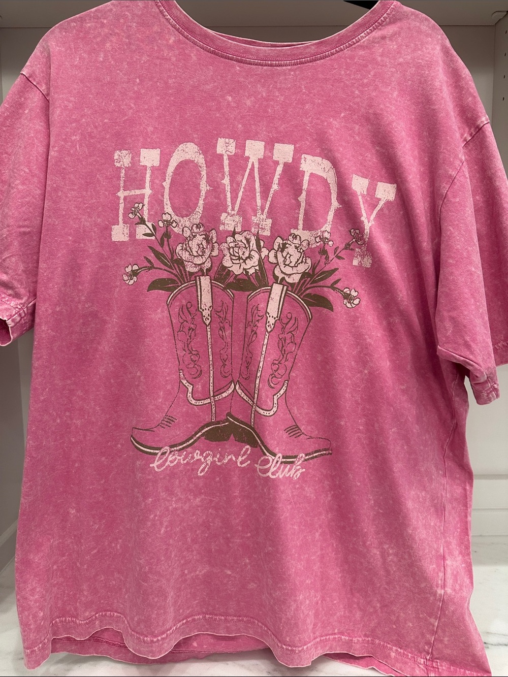 Zutter Howdy small Graphic Tee - Pink Cowboy Boots Floral.  Like new